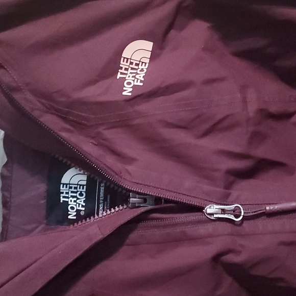 The North Face Double zippered Burgundy Hooded Windbreaker - Picture 2 of 5